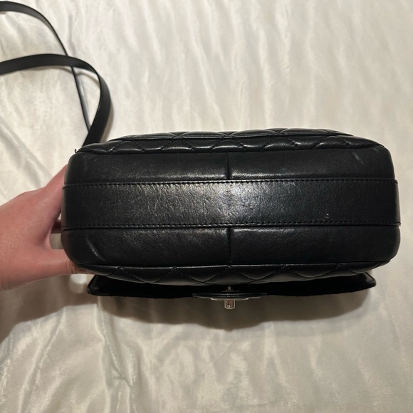 Chanel Classic Quilted Messenger - Black Lambskin with SHW - Entrupy ✅ - Picture 4 of 15